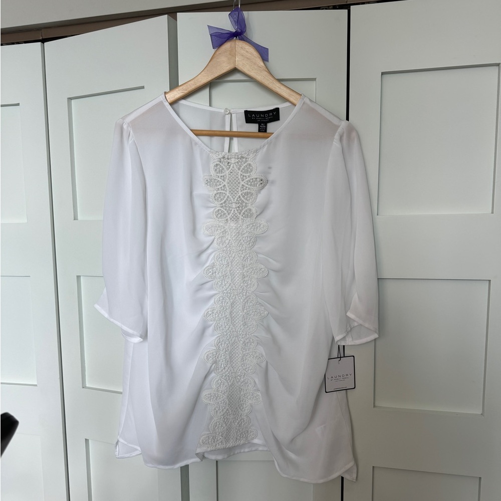NWT: White blouse with lace detail